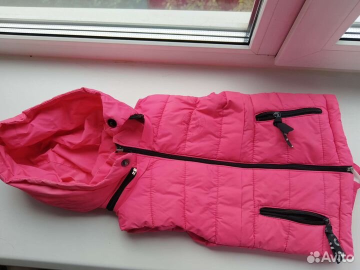 Жилетка безрукавка