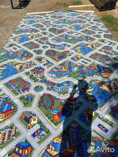 Ковер детский новый