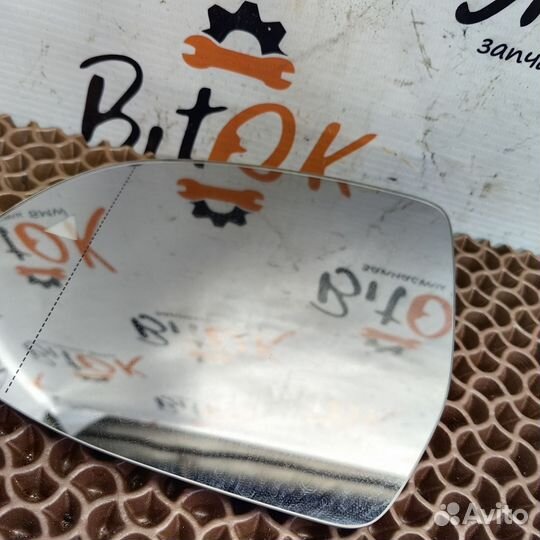 Стекло зеркала левого BMW x3 g01 x4 g02 x5 g05 g06