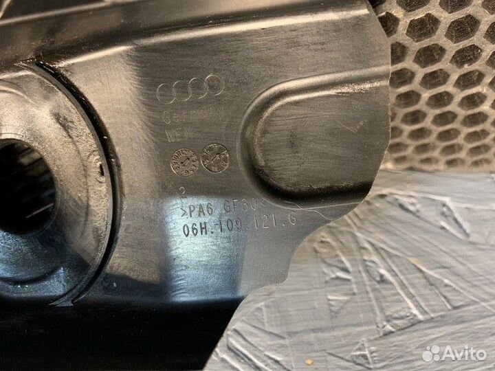 Кожух грм Audi A4 B7 BWE 2008