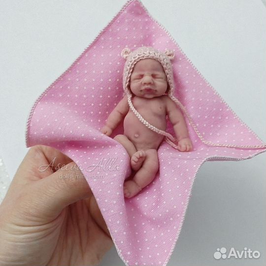 Авторский силиконовый пупсик 6 см