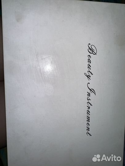 Микротоковый массажер для лица и шеи