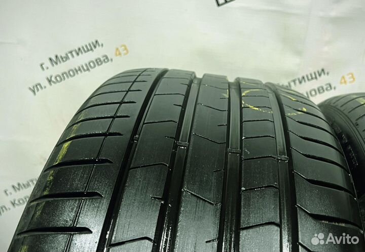 Pirelli P Zero PZ4 275/40 R20 94Y