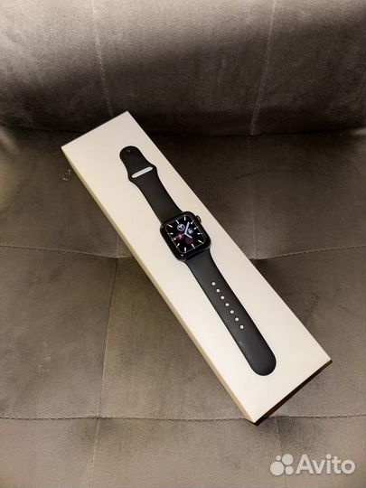 Часы apple watch se 40 mm