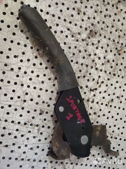 Рычаг стояночного тормоза Kia Sportage