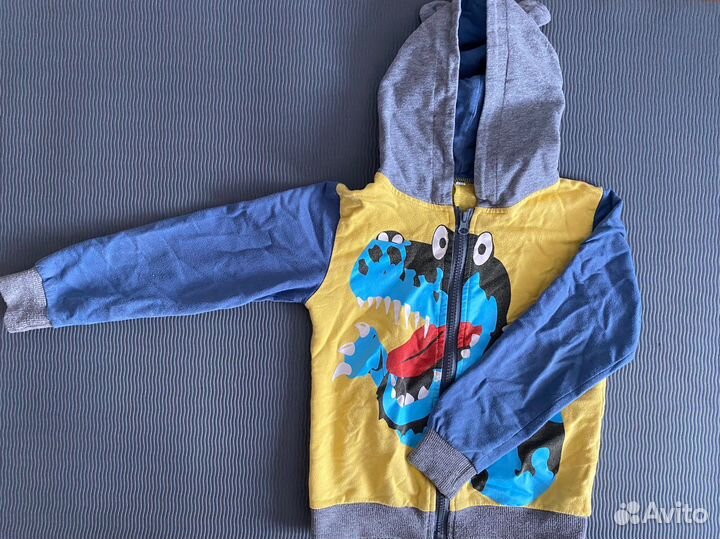 Одежда на мальчика комплектом 110