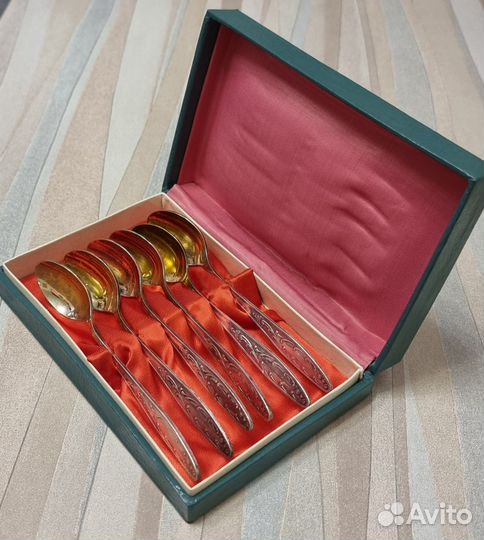 Набор столовых приборов мельхиор