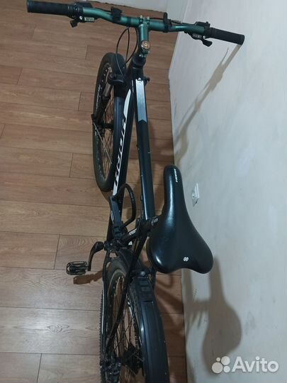 Продается горный велосипед + аксессуары