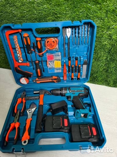 Шуруповерт Makita 21v с набором инструментов