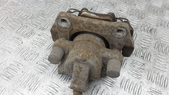 Суппорт задний правый Volvo XC90 2006