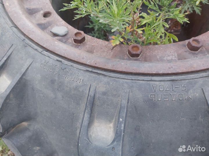 R17 ЯШЗ Я-427 380/70, PCD 12x100 DIA 12