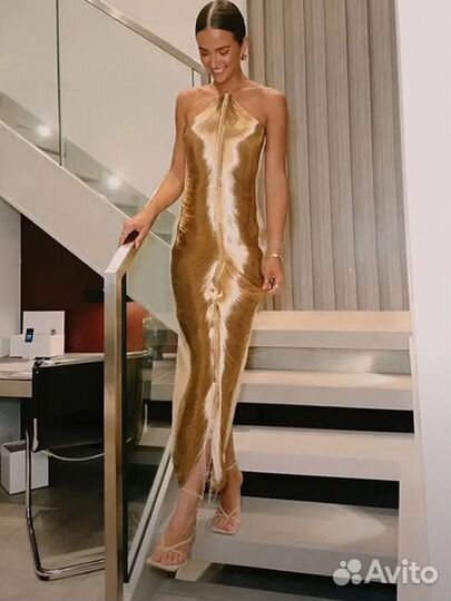 Платье яркое золото