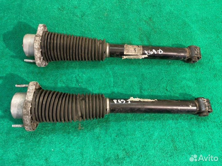 Амортизатор подвески задний Land Rover Discovery 5