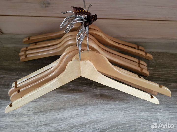 Вешалки плечики для одежды