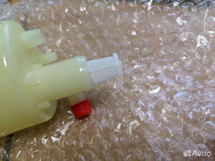 Бачок гур 1892564 Ford Focus 3, с фильтром (новый)