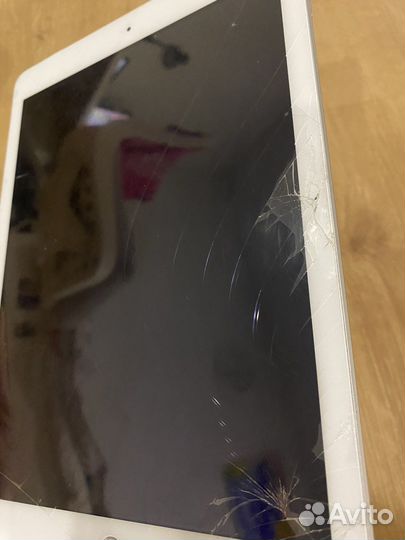 iPad a1823 5 поколение (2017) 128gb+cellur