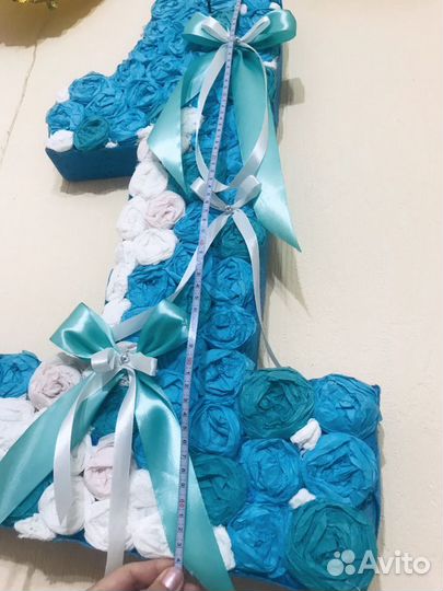 Цифра один 1 на день рождения