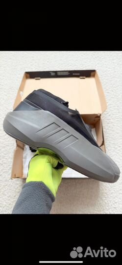 Кроссовки Adidas originals Crazy infinity