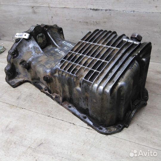 Поддон двигателя s6d 1.6i Kia Spectra II