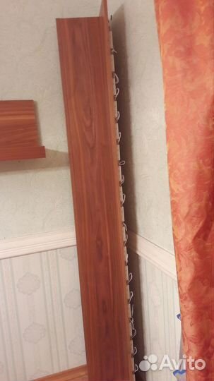 Полка настенная навесная