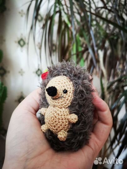 Ёжик вязаный мягкая игрушка крючком