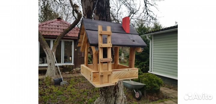 Кормушки, скворечники