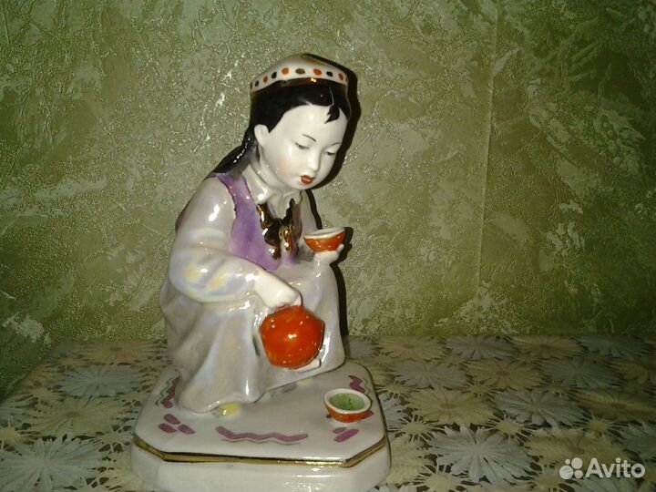 Статуэтка Узбечка