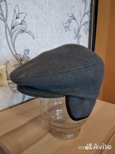 Мужская теплая кепка новая