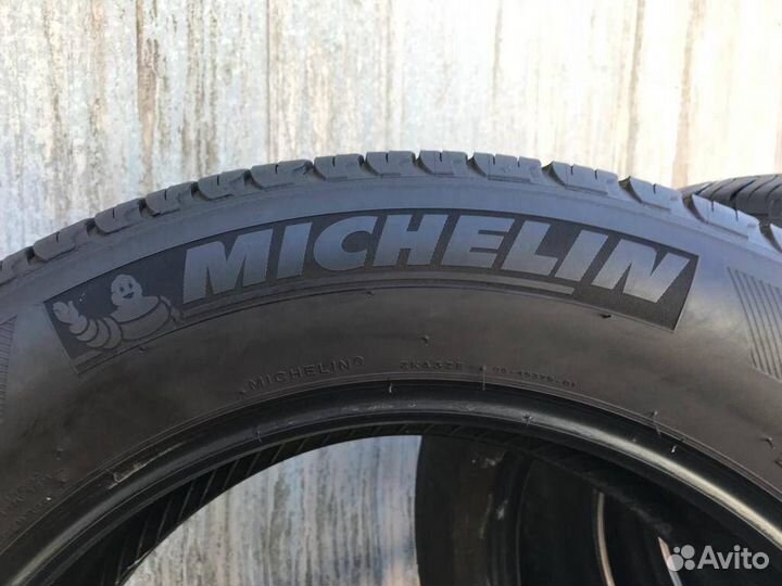 Michelin Latitude Tour 215/65 R16