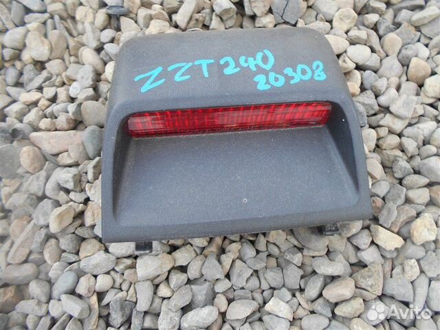 Стоп-сигнал в салоне Toyota Allion ZZT240 1ZZ-FE