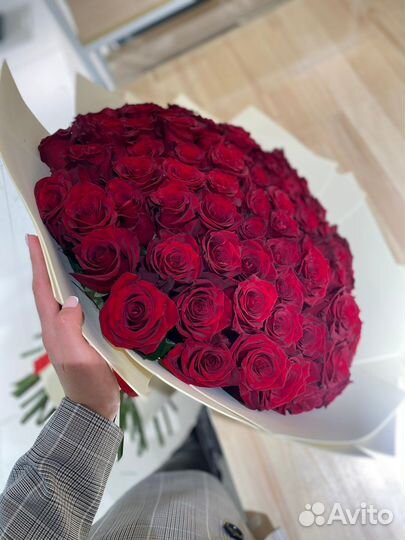 101 крупная роза. Доставка