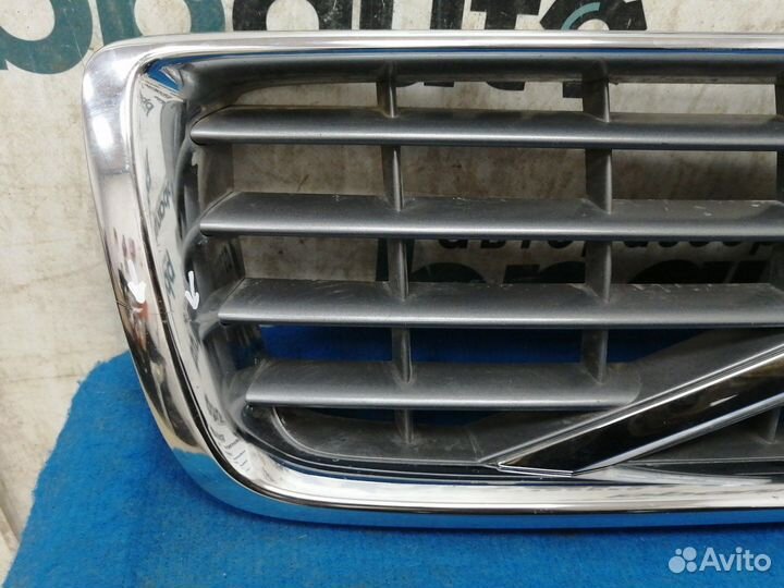 Решетка радиатора 31283261 Volvo S80 II рест