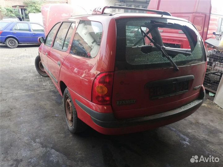 Разбор на запчасти Renault Megane