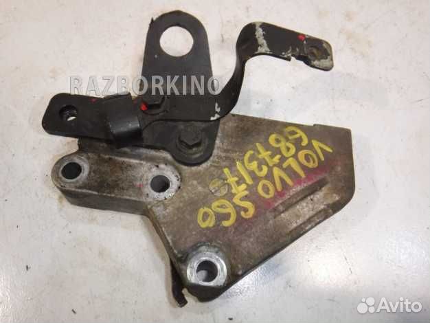 Кронштейн двигателя