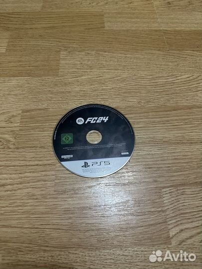 Диск на PS4 PS5 FIFA 24 в идеале