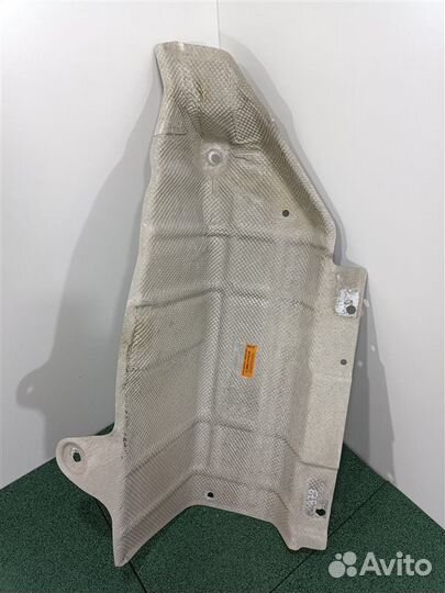 Тепловой экран Renault Fluence K4M838 2012