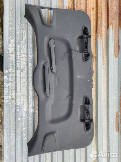 Накладка на заднюю дверь Ford focus 3 универсал