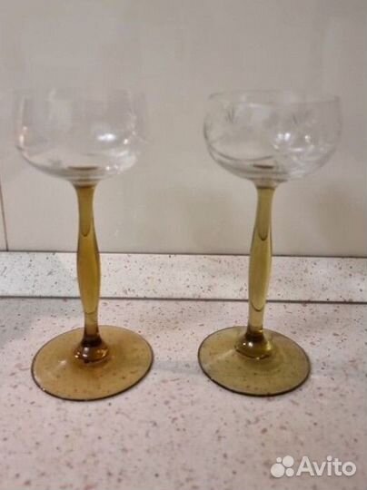 Хрустальные бокалы цветные