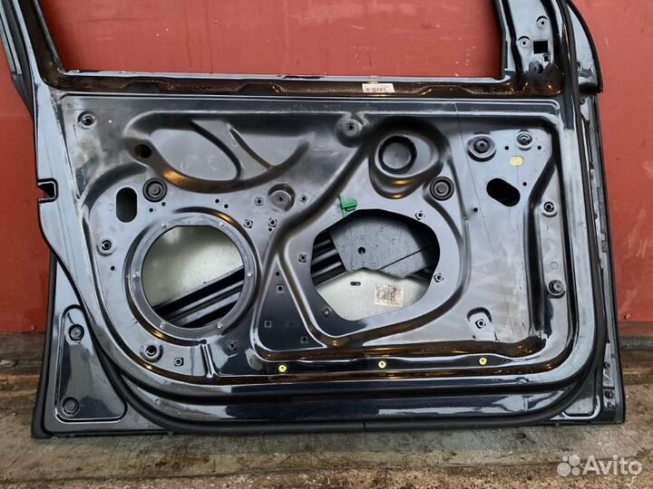 Дверь передняя левая Vw Golf 5 BKC 2004