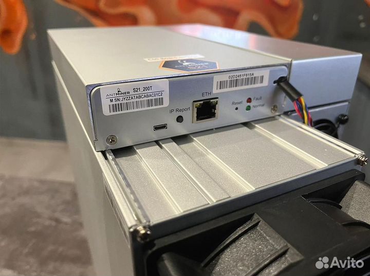 Bitmain Antminer s21 200TH