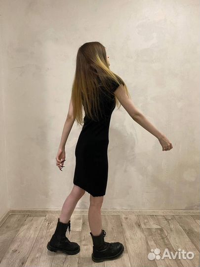 Вязаное платье