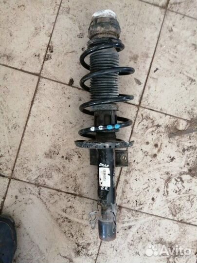 Амортизатор передний правый Volkswagen Polo 6C1