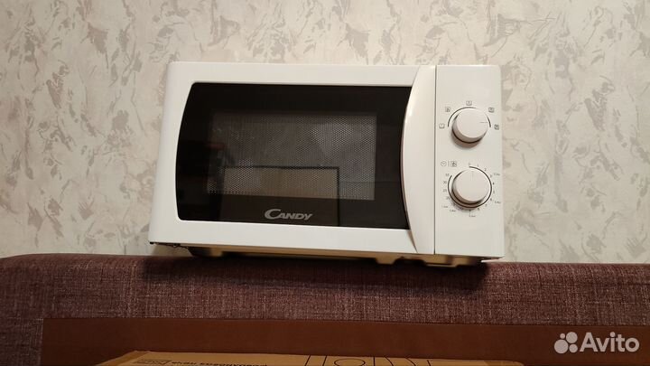 Микроволновая печь Candy 20 литров