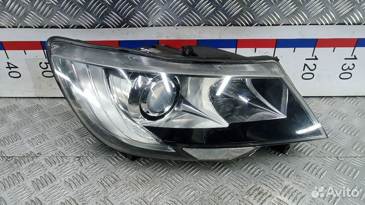 Фара правая Skoda Superb