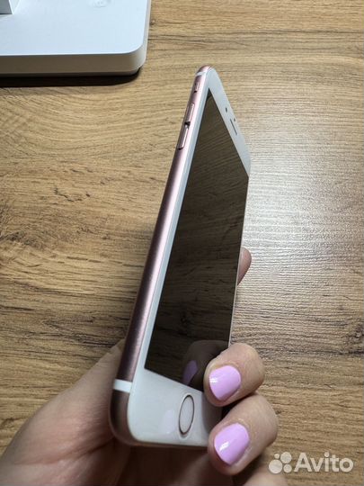 iPhone 6S, 64 ГБ