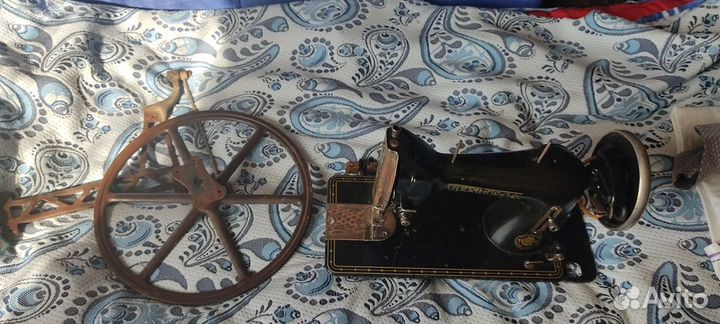 Швейная машинка textima