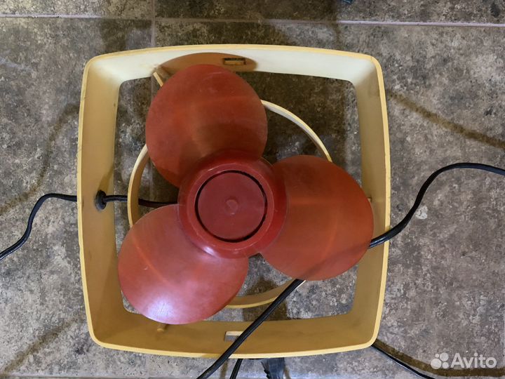 Вентилятор бытовой