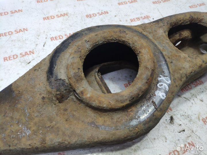 Рычаг подвески нижний задний Mitsubishi Pajero 3