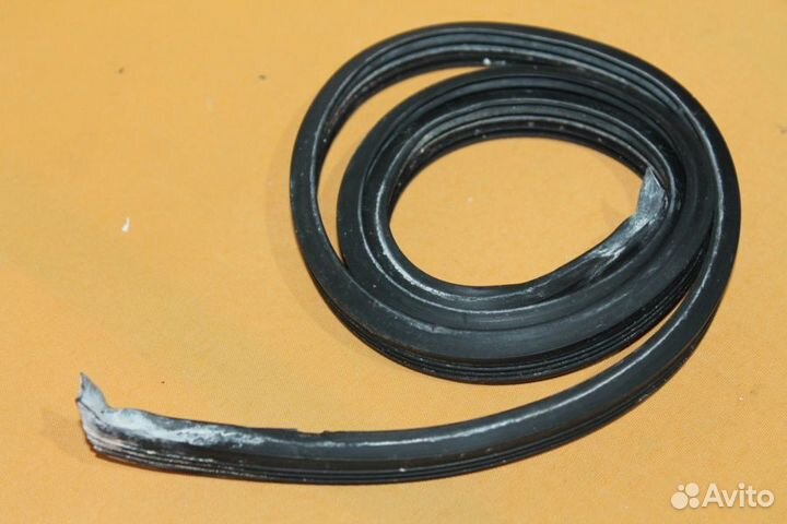 Уплотнитель двери Bosch 00092678 бу. 4967