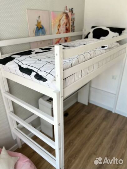 Кровать чердак из массива